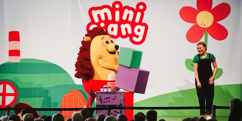 Minisjangs store stjerne optræder med et helt nyt show på Bork Festival